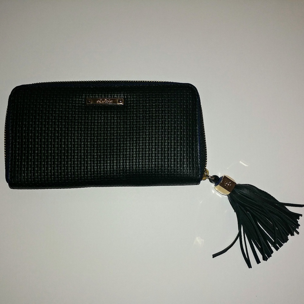 EUC Stella & Dot wallet